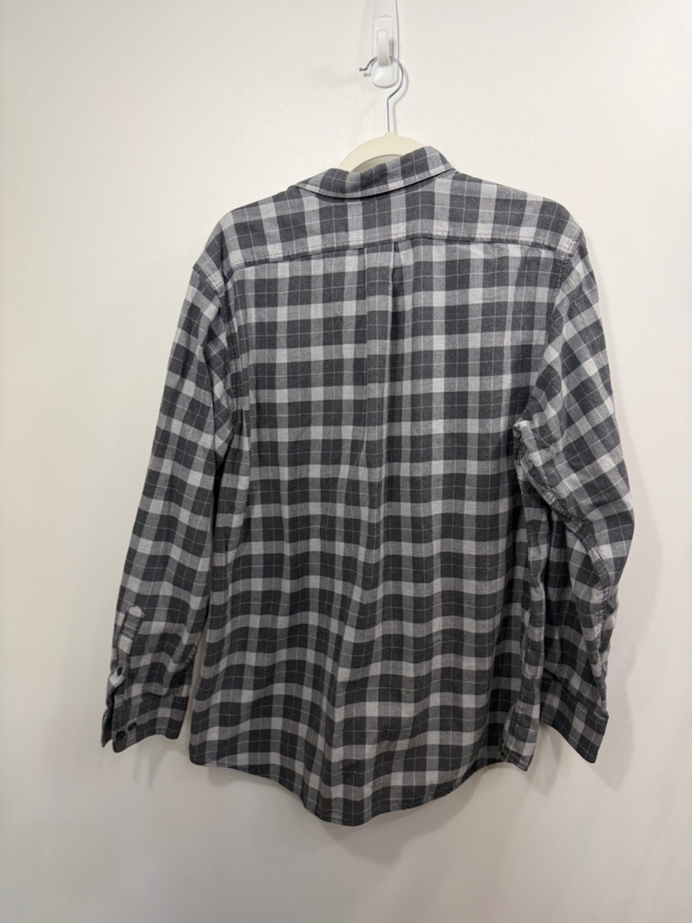 Filson Men’s Alaskan Guide Shirt grey plaid button down size large. - Picture 10 of 10